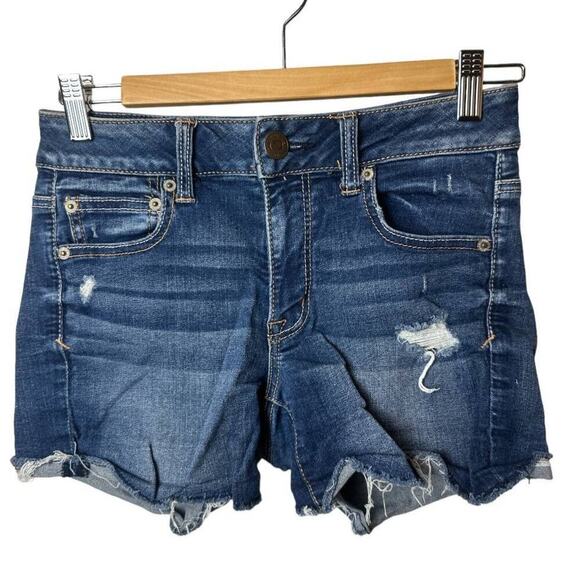 American Eagle Blue Cut Off Super Stretch Distressed Shorts Women's Size 4 - Picture 1 of 4